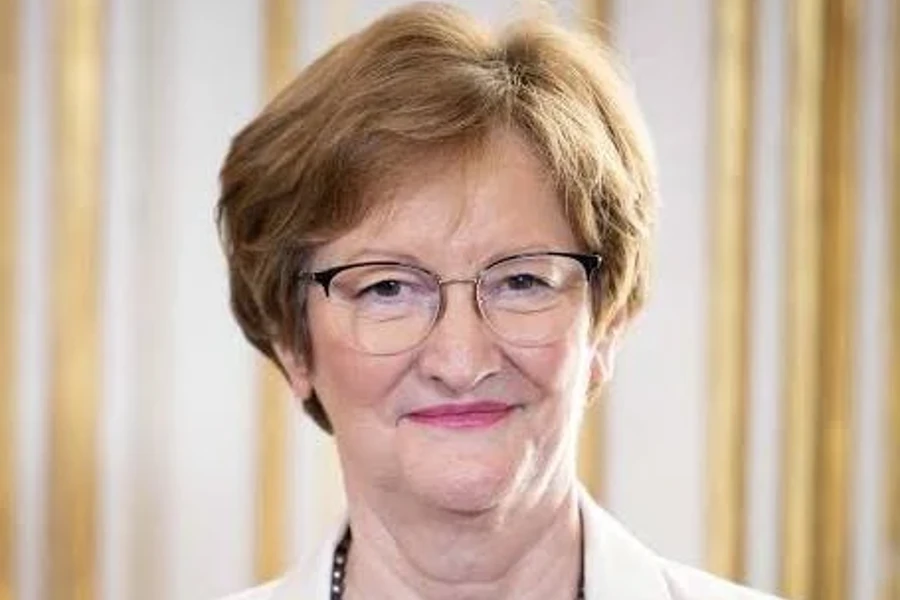 Nicole Notat L'internaute